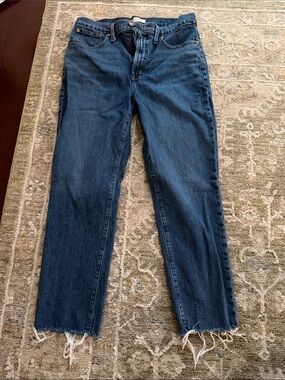 Madewell Dark Blue Straight-Leg Jeans with Frayed Hem